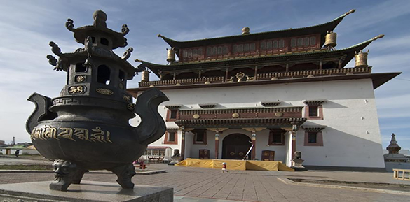 Gandantegchinlen Monastery